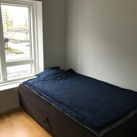 Single In Shared With Single Bed Lejlighed København